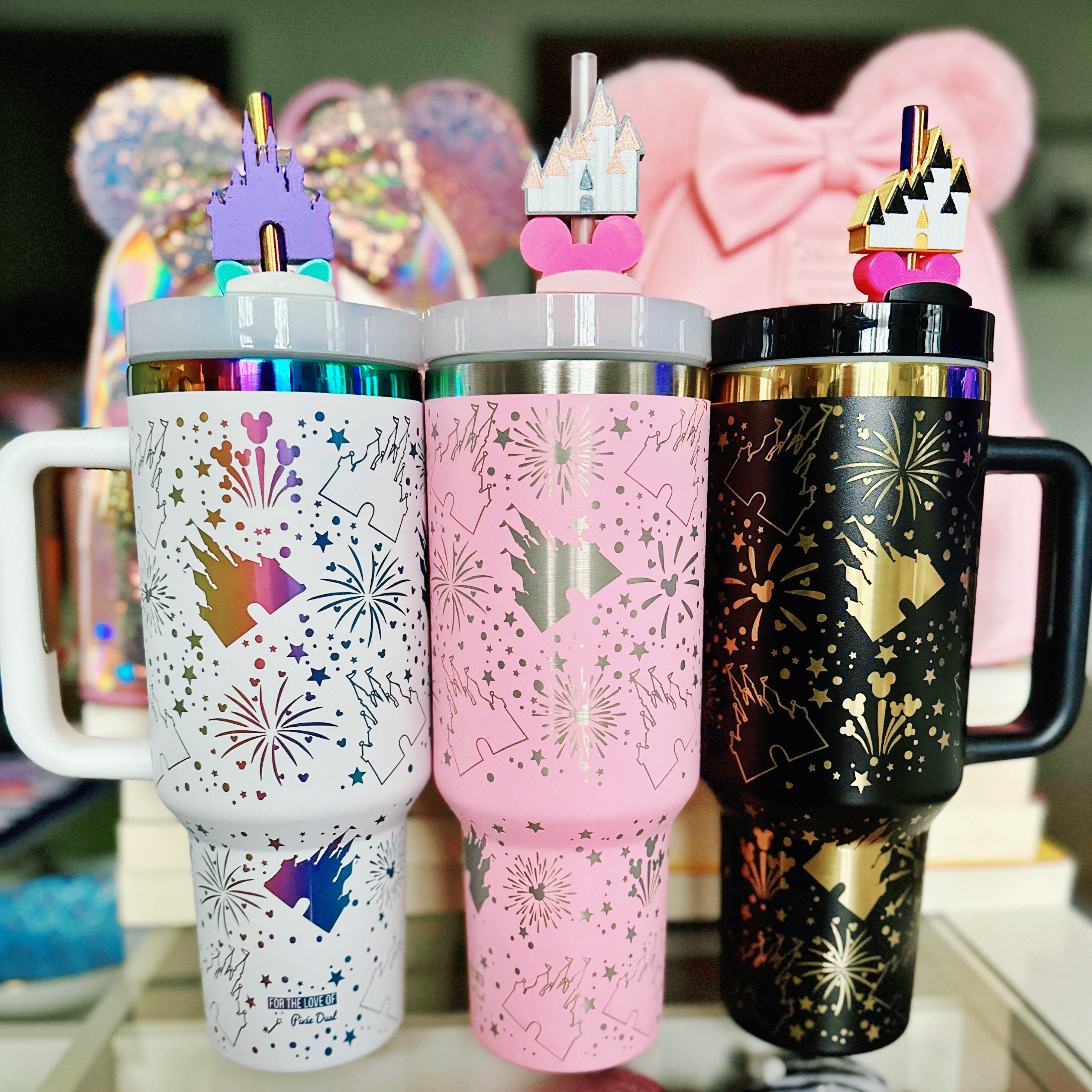 アイドル THE GREAT SEUNGRI GLITTER TUMBLER READY TO SHIP: Castle and Fireworks All Around Laser Engraved