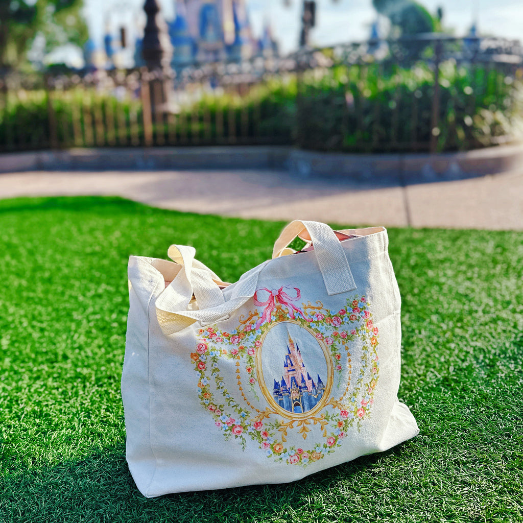 Dreamy Castle Tote bag