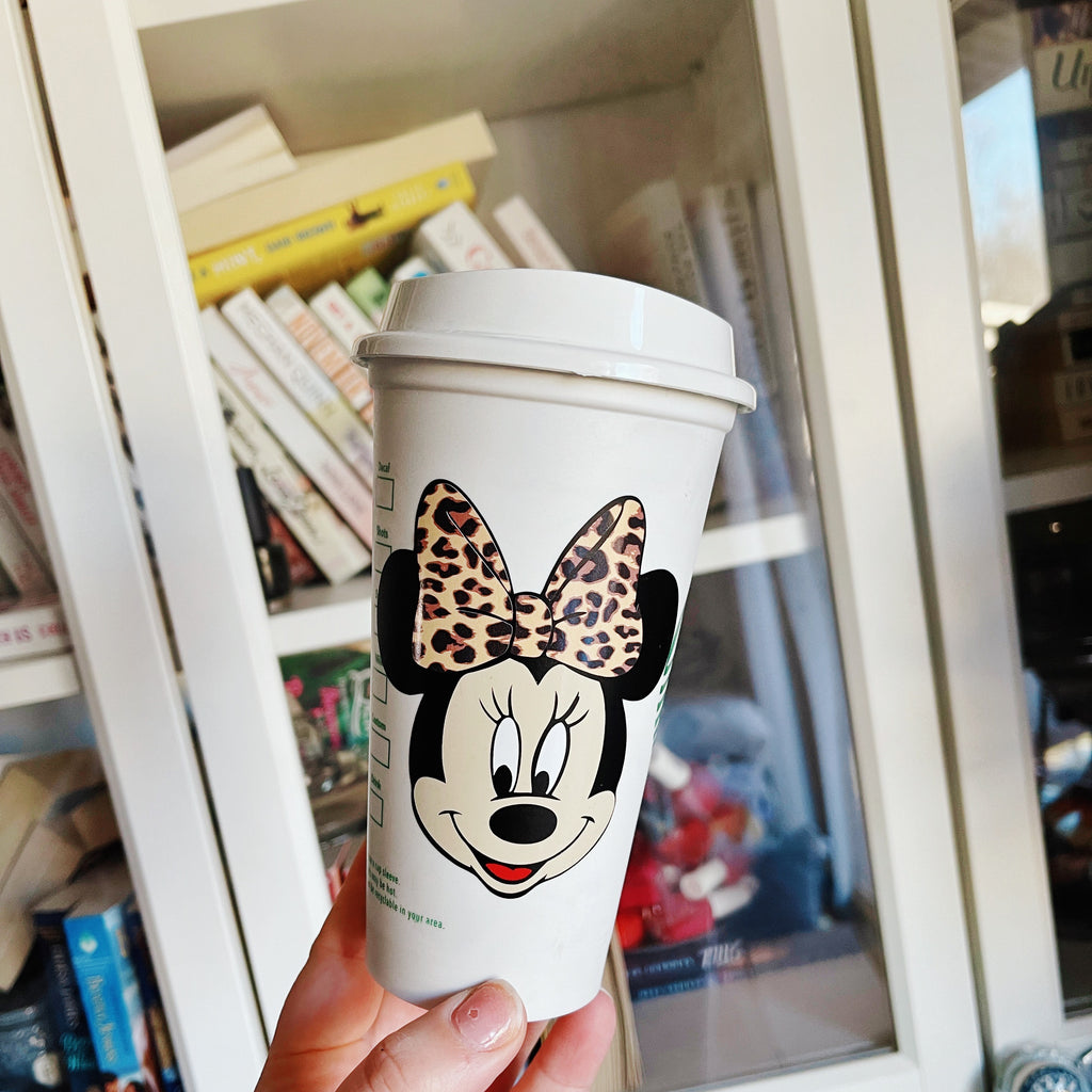Mouse w/ Cheetah Bow Inspired Hot Cup